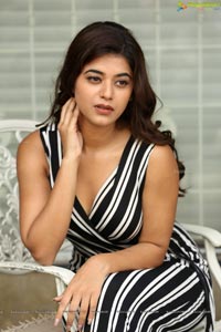 Yamini Bhaskar Heroine Photos