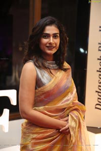 Aakanksha Singh at Dadasaheb Phalke Awards