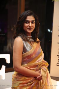 Aakanksha Singh at Dadasaheb Phalke Awards