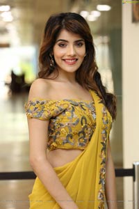 Aditi Hundia at Hi-Life Fashion Exhibition