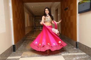 Ananya Soni at Arkayam Exhibition Curtain Raiser