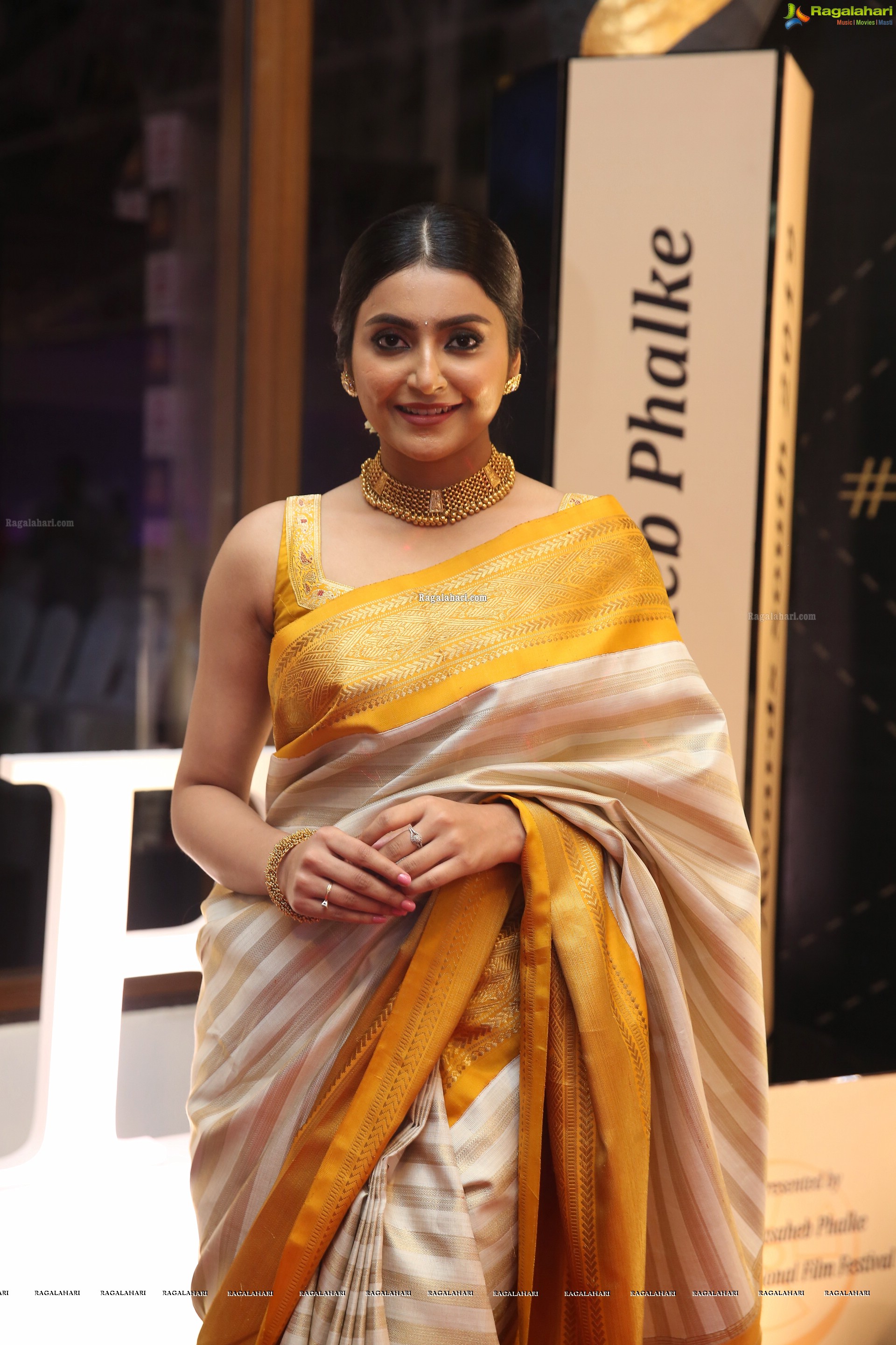 Avantika Mishra @ Dadasaheb Phalke Awards South 2019 - HD Gallery