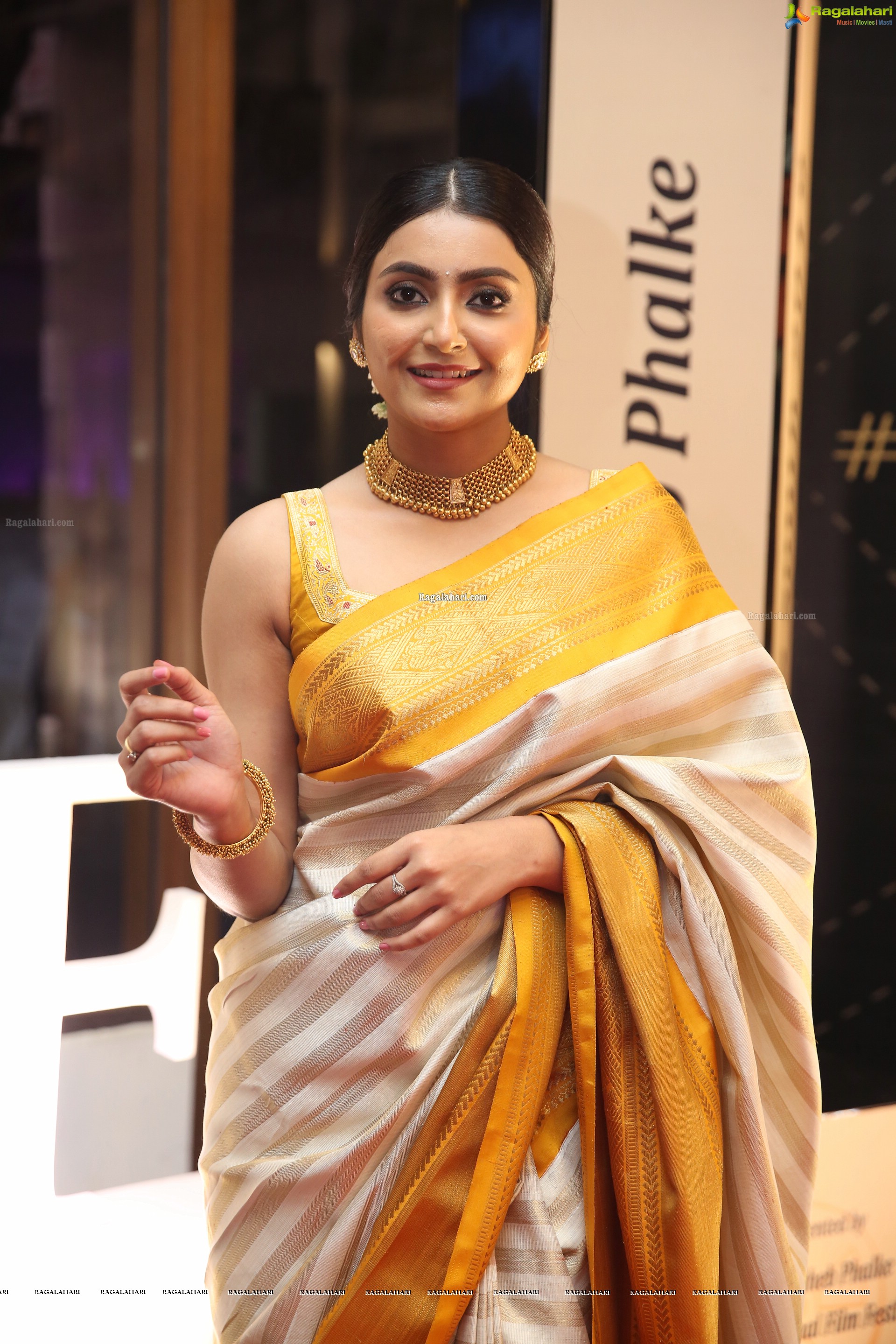 Avantika Mishra @ Dadasaheb Phalke Awards South 2019 - HD Gallery