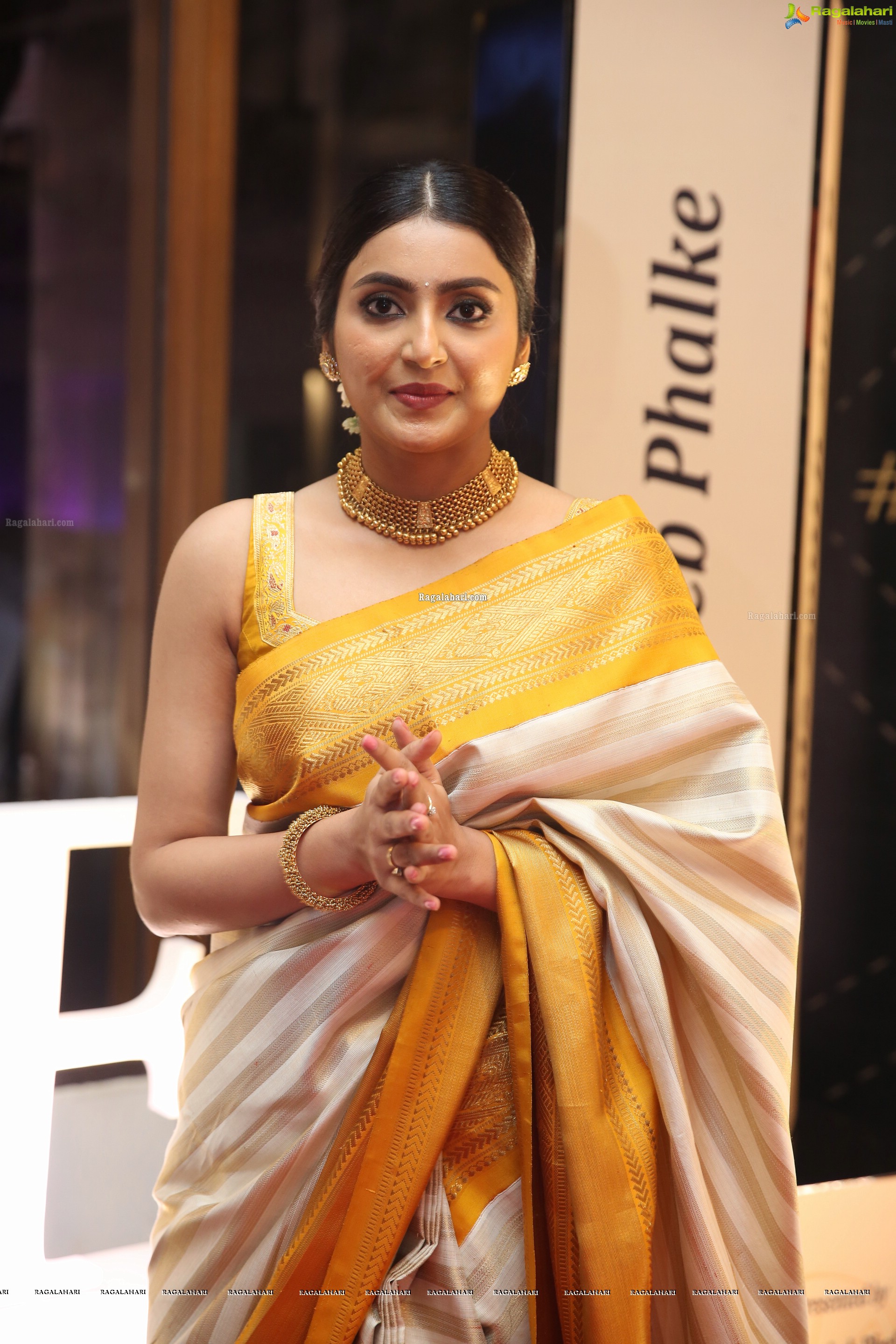 Avantika Mishra @ Dadasaheb Phalke Awards South 2019 - HD Gallery