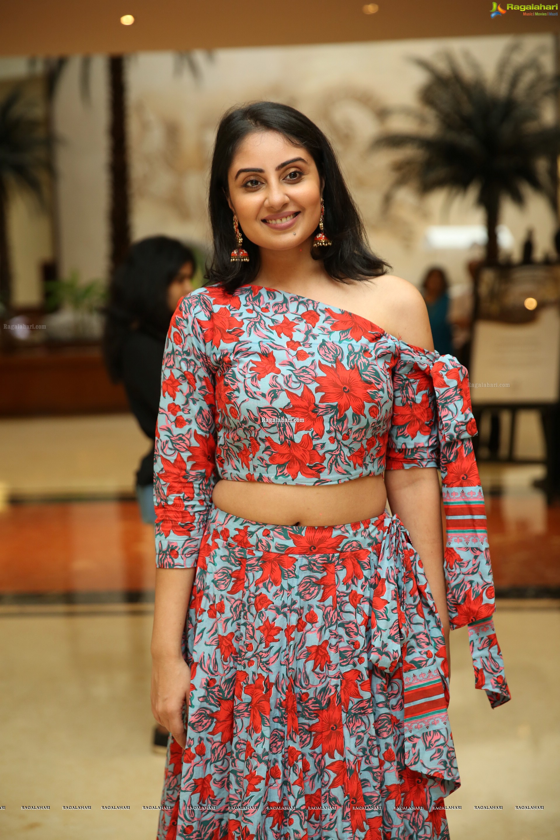 Bhanushree Mehra @ Arkayam Exhibition - HD Gallery