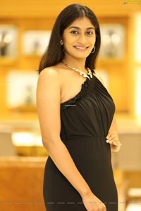 Bhavana Sirpa at Sri Krishna Jewellers' Trendy Jewellery