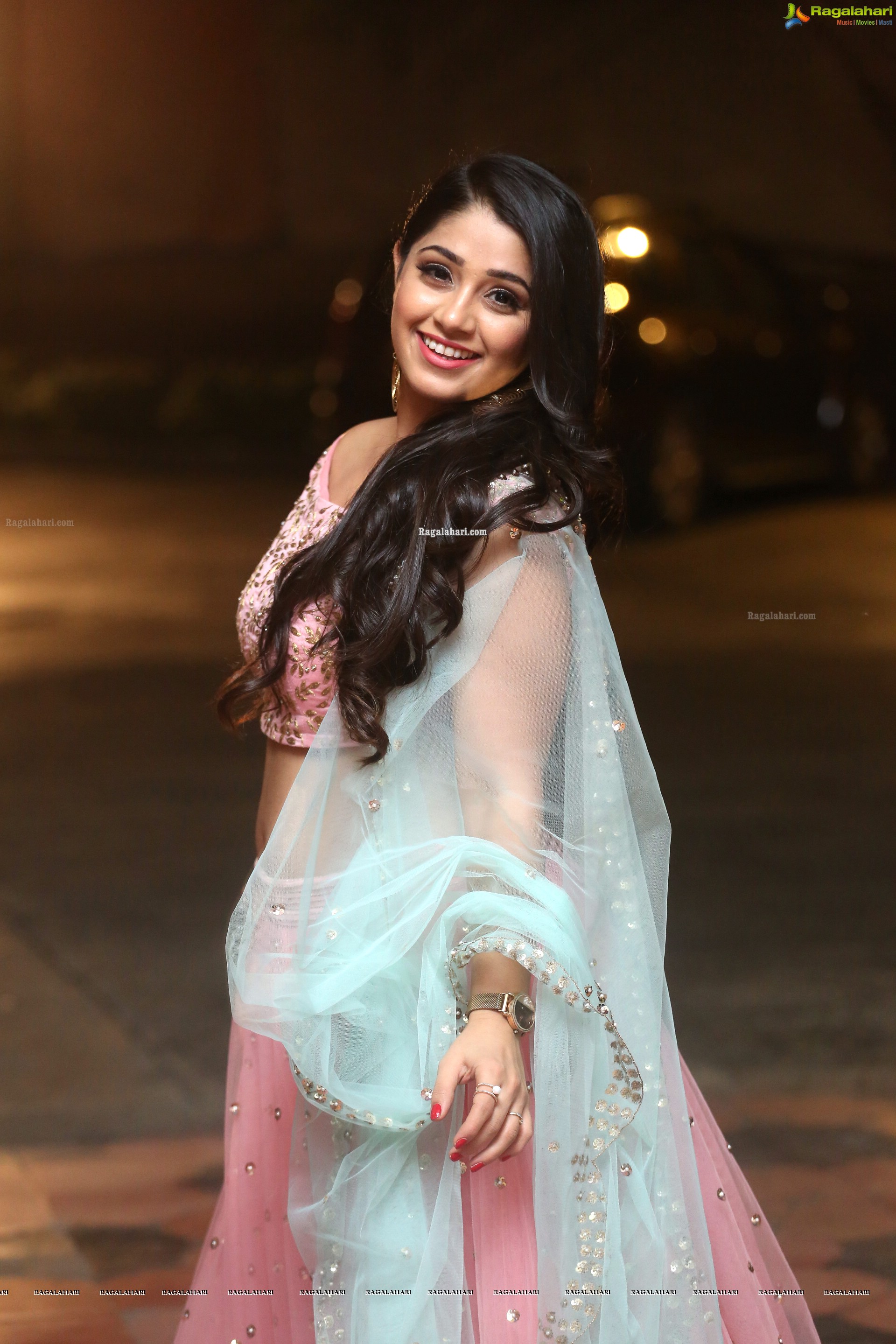 Chandni Bhagwanani @ VB Entertainments Venditera Awards 2018-2019 - HD Gallery