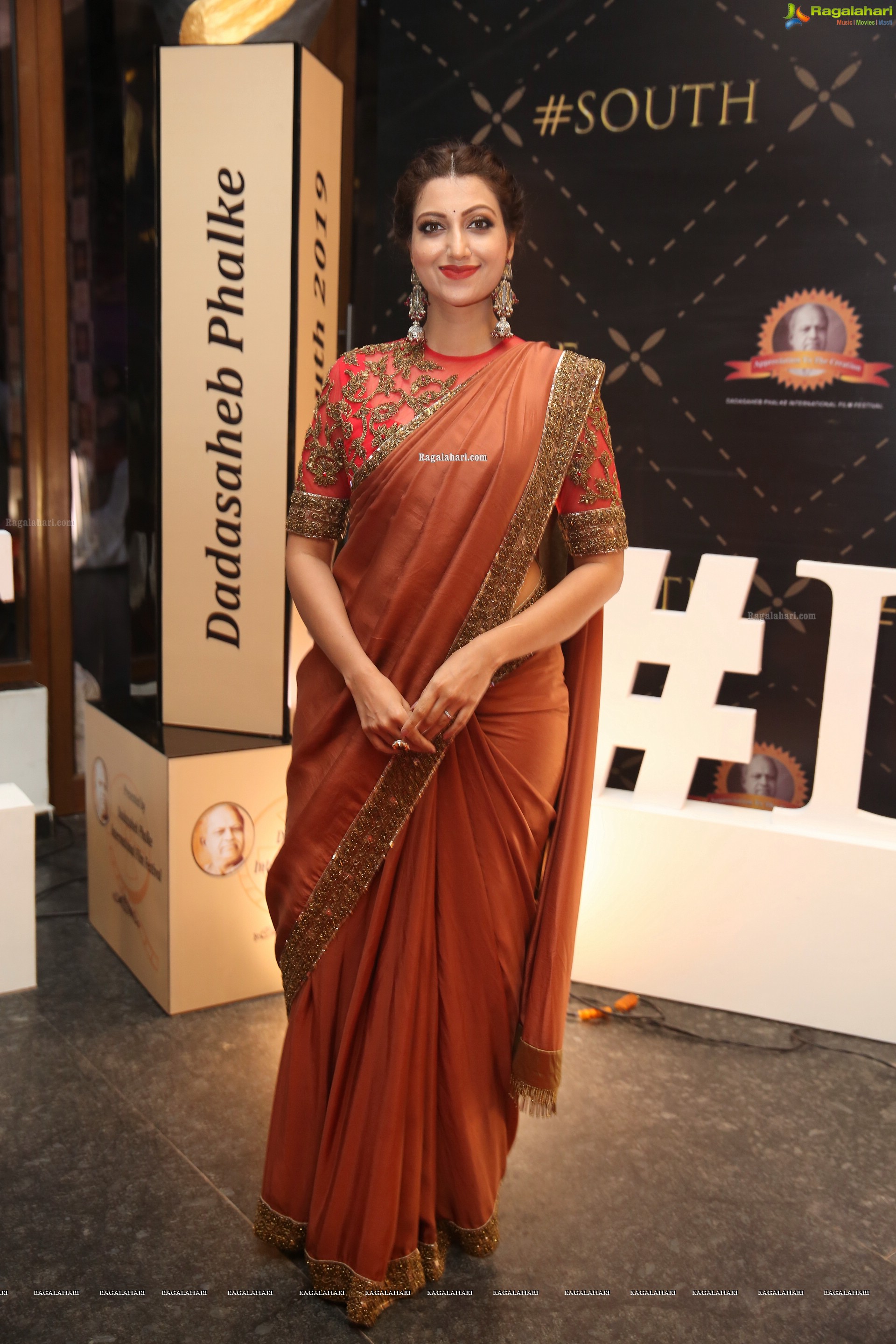 Hamsa Nandini @ Dadasaheb Phalke Awards South 2019 - HD Gallery