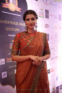 Hamsa Nandini at Dadasaheb Phalke Awards South 2019