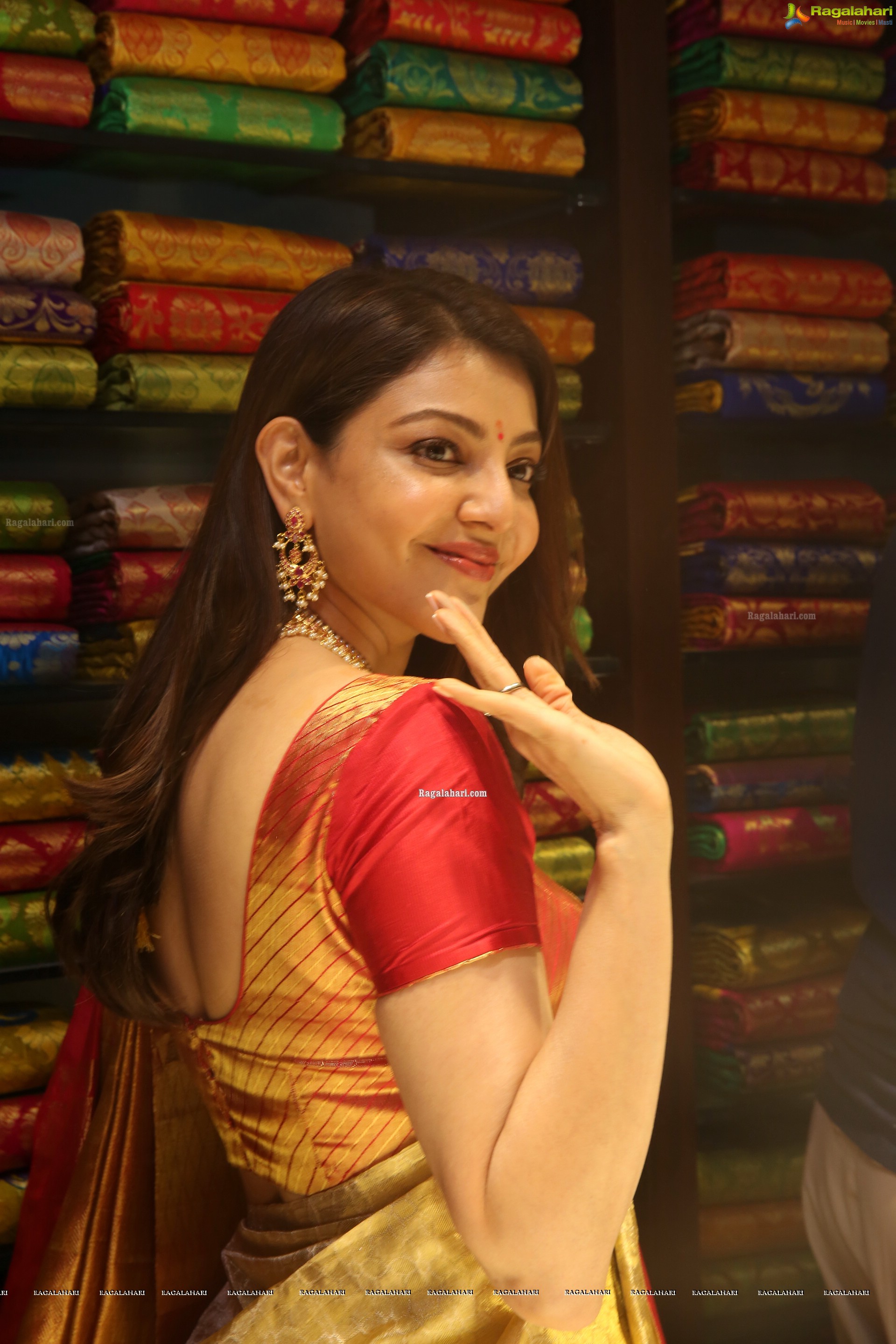 Kajal Aggarwal at Maangalya Shopping Mall Launch  - HD Gallery