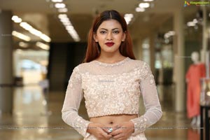 Kavita Mahatho at Hi Life Lifestyle Fashion Exhibition