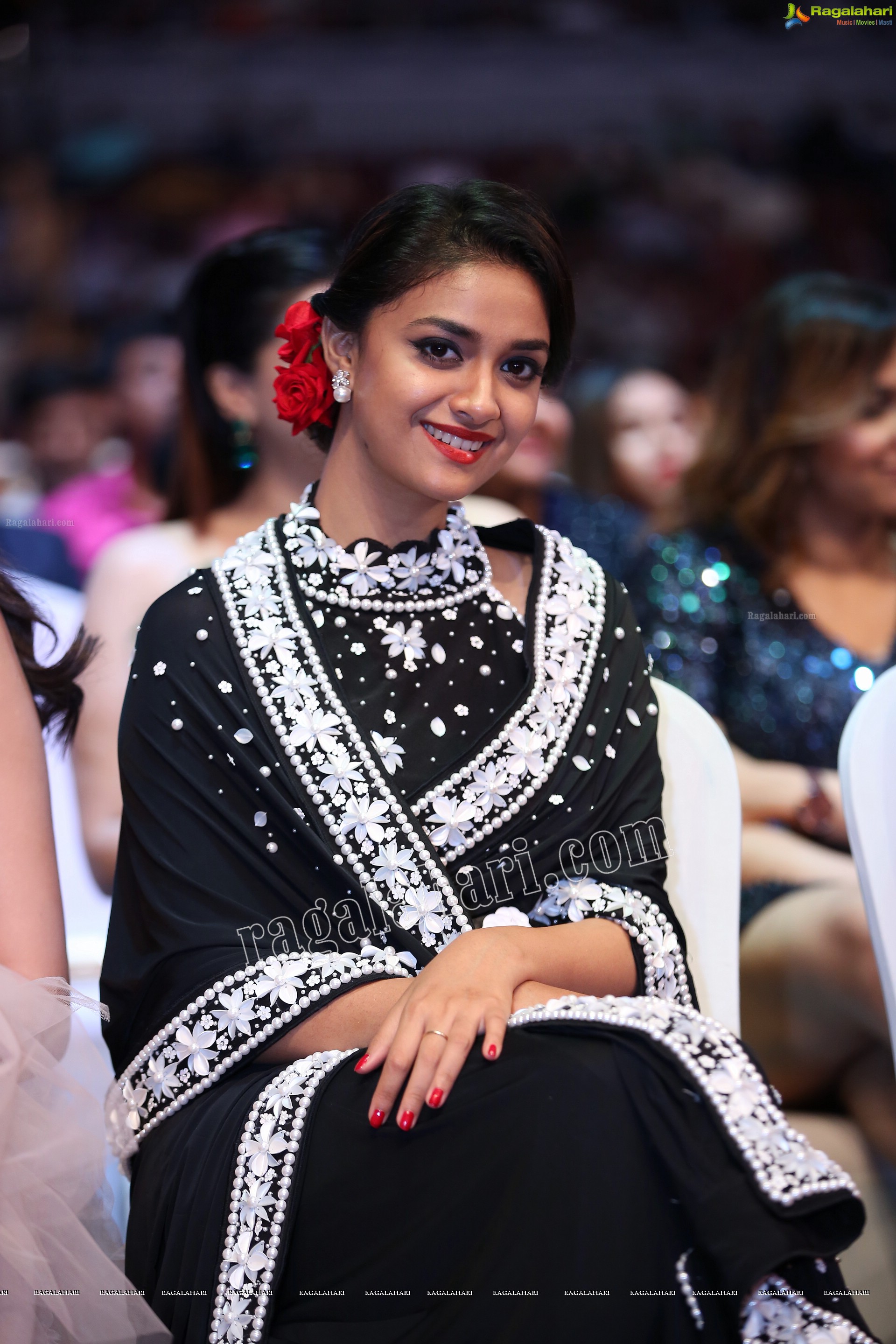 Keerthy Suresh @ SIIMA 2019 (Exclusive) (High Definition Photos)