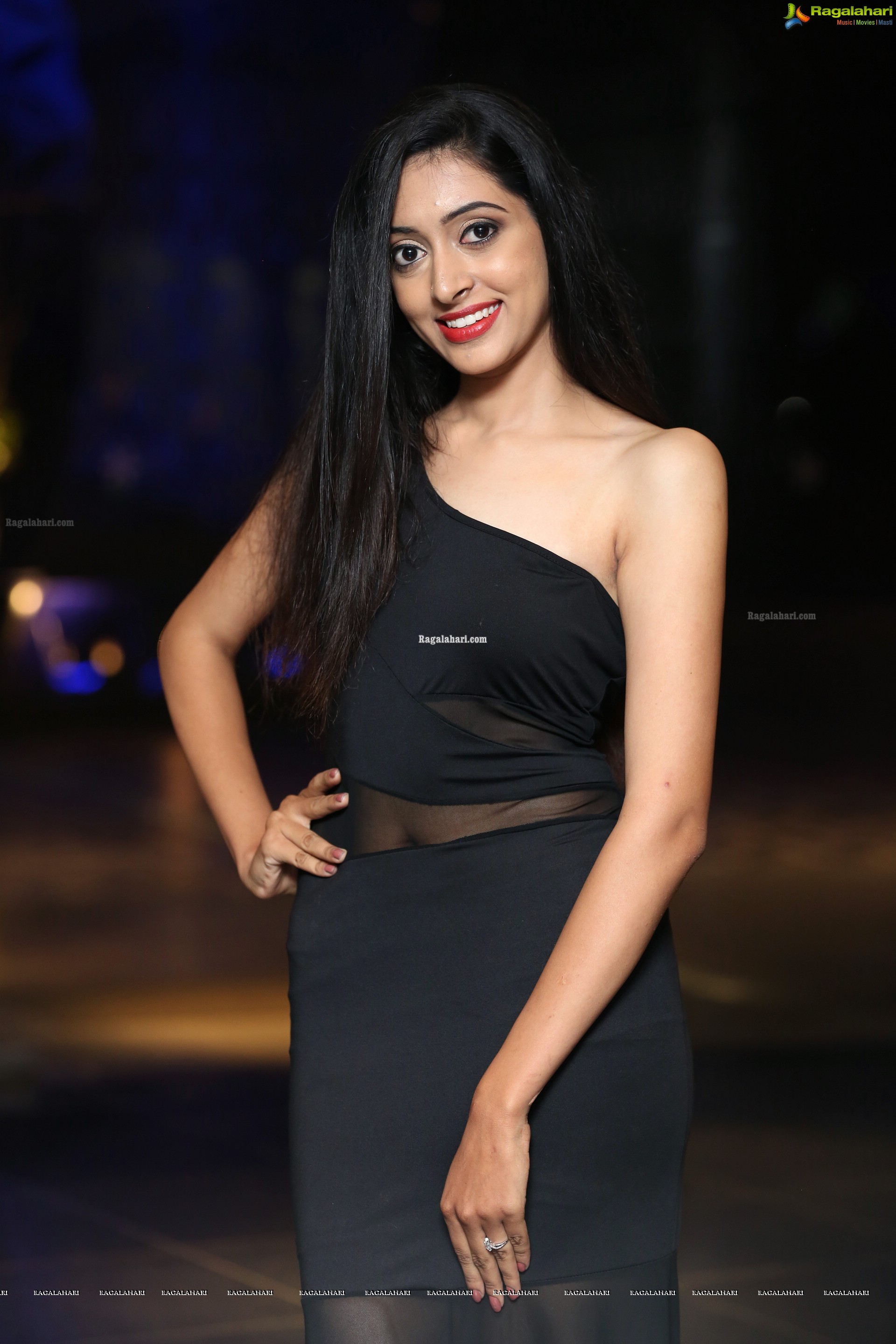 Lakshmi Ayalasomayajula @ Mr and Miss Iconic India 2019 - HD Gallery