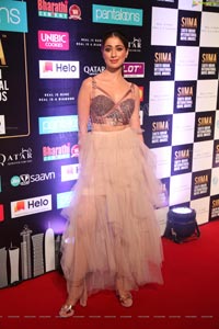 Raai Laxmi at SIIMA 2019