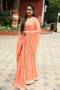 Madhavi Reddy at Country Club