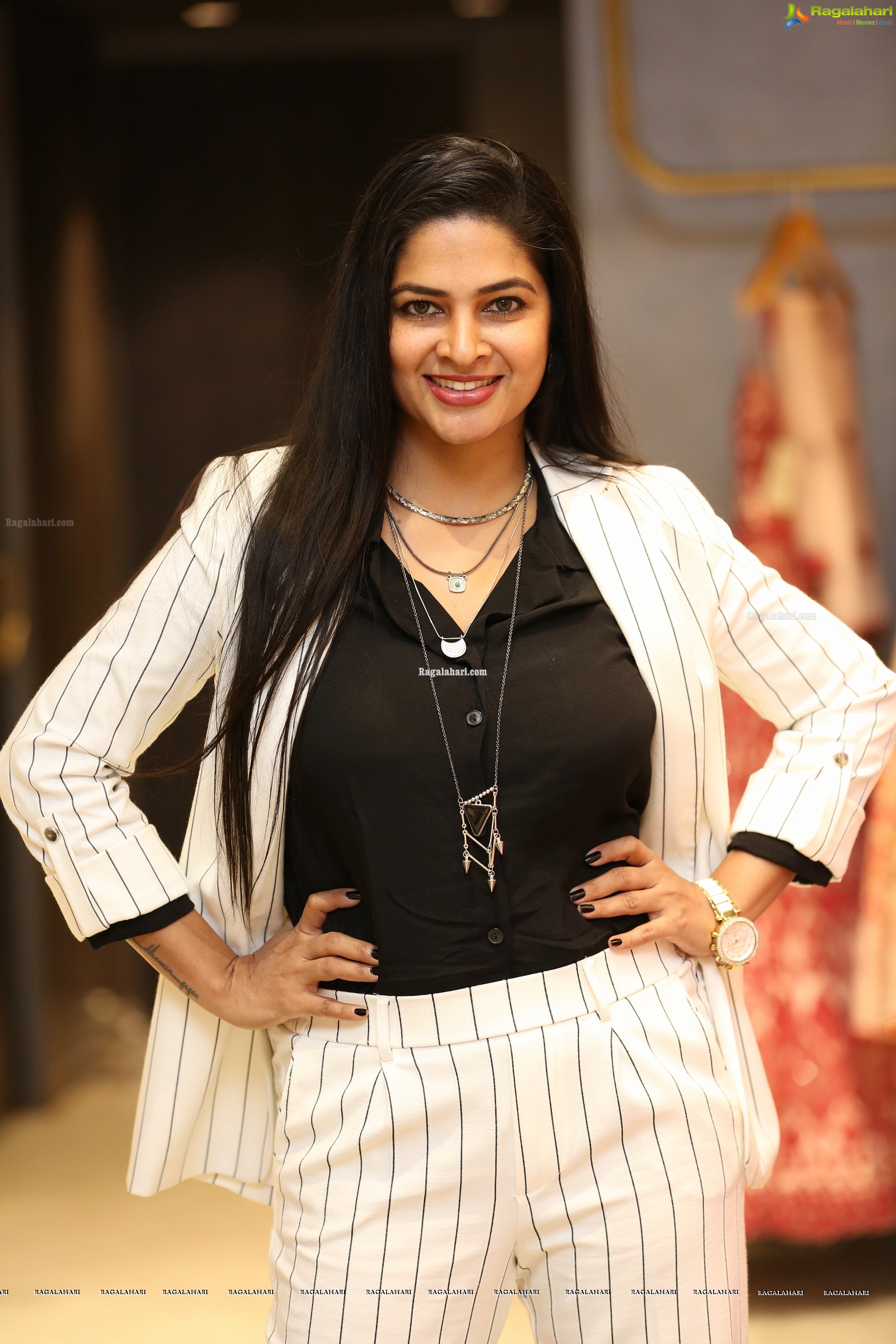 Madhumitha Sivabalaji @ MK Trans '19 & Fall '19 Collections Preview at Origins - HD Gallery