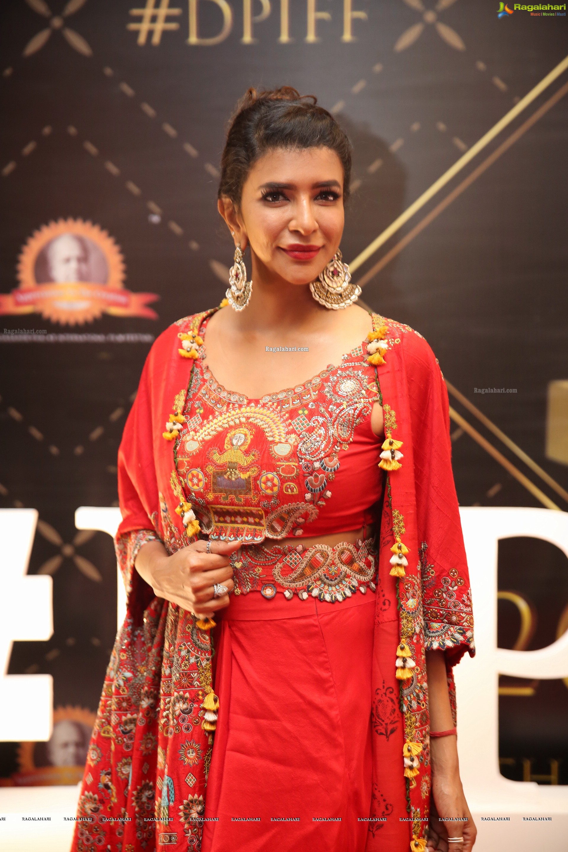 Manchu Lakshmi @ Dadasaheb Phalke Awards South 2019 - HD Gallery