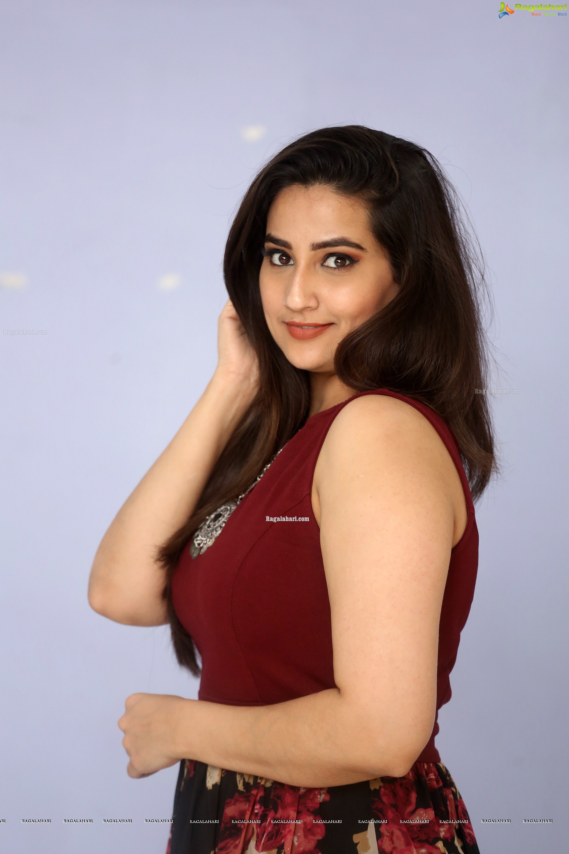 Manjusha at Malli Malli Chusa Trailer Launch - HD Gallery