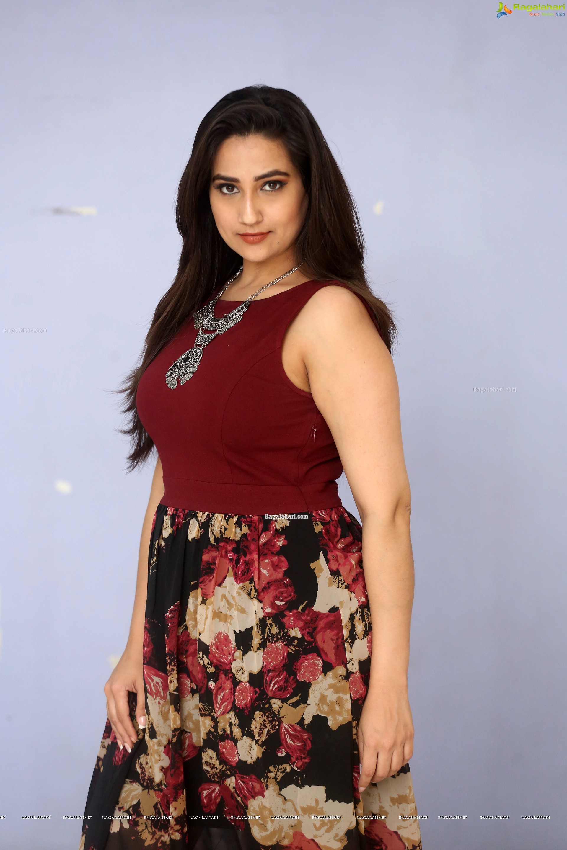 Manjusha at Malli Malli Chusa Trailer Launch - HD Gallery