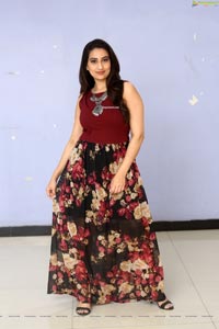 Manjusha at Malli Malli Chusa Trailer Launch