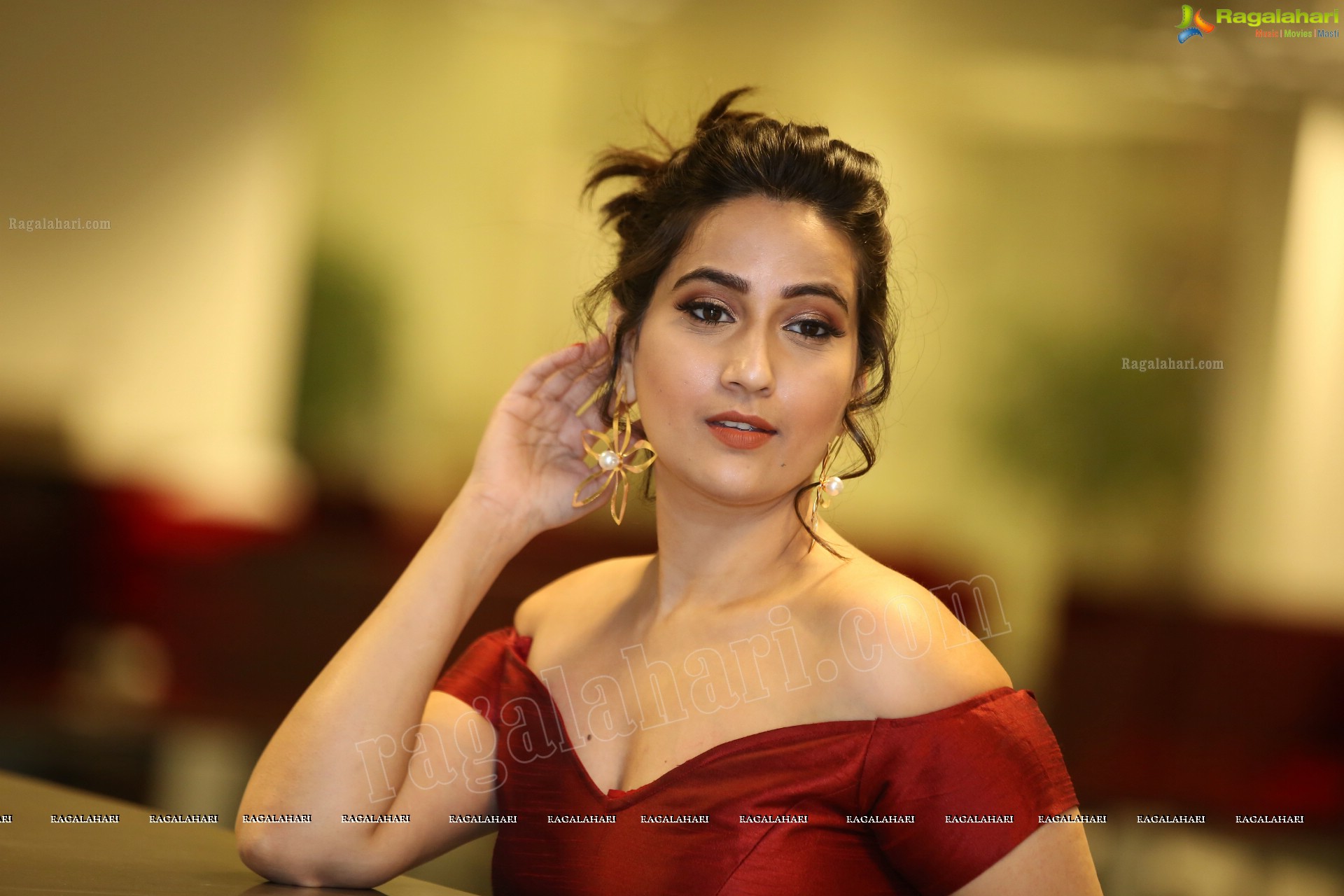 Manjusha @ SIIMA 2019 (Day 2) (Exclusive) (High Definition Photos)