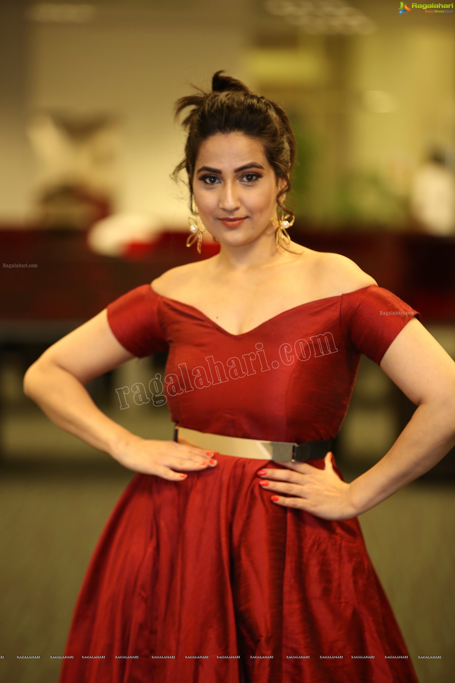 Manjusha @ SIIMA 2019 (Day 2) (Exclusive) (High Definition Photos)