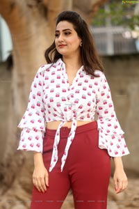 Manjusha at Tenali Ramakrishna BA BL Teaser Launch