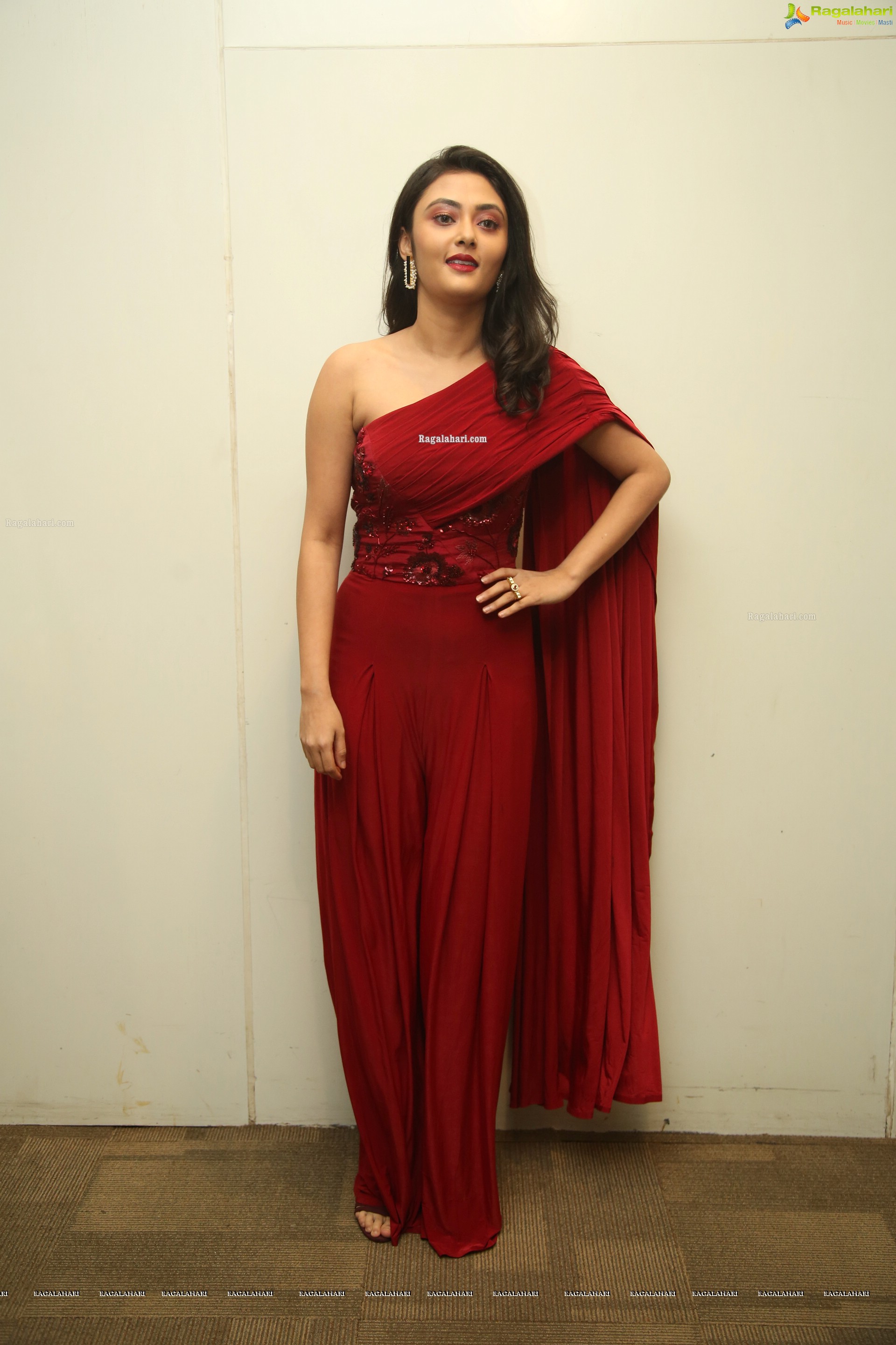 Megha Chowdhury @ Oorantha Anukuntunnaru Pre-Release Event - HD Gallery