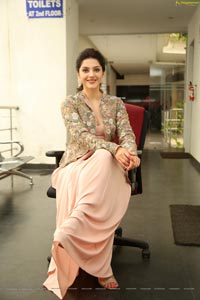 Mehrene Pirzada at Chanakya Interview