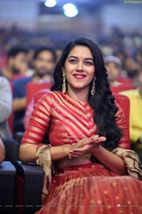 Mrunalini at Valmiki Pre Release Event