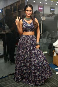 Nidhhi Agerwal at Bajaj Electronics Gold Hungama