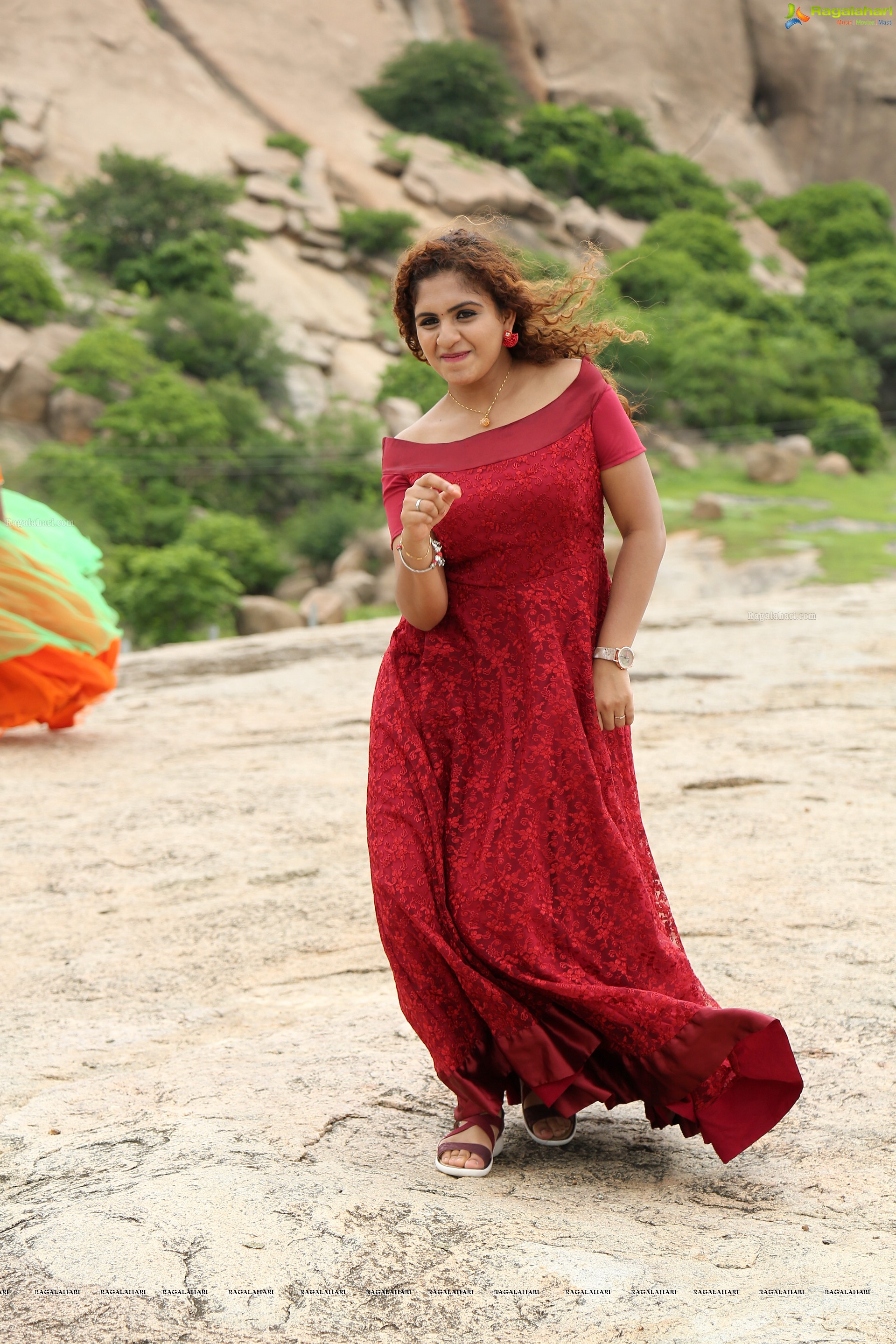 Noorin Shereef Ullala Ullala Movie Stills - HD Gallery