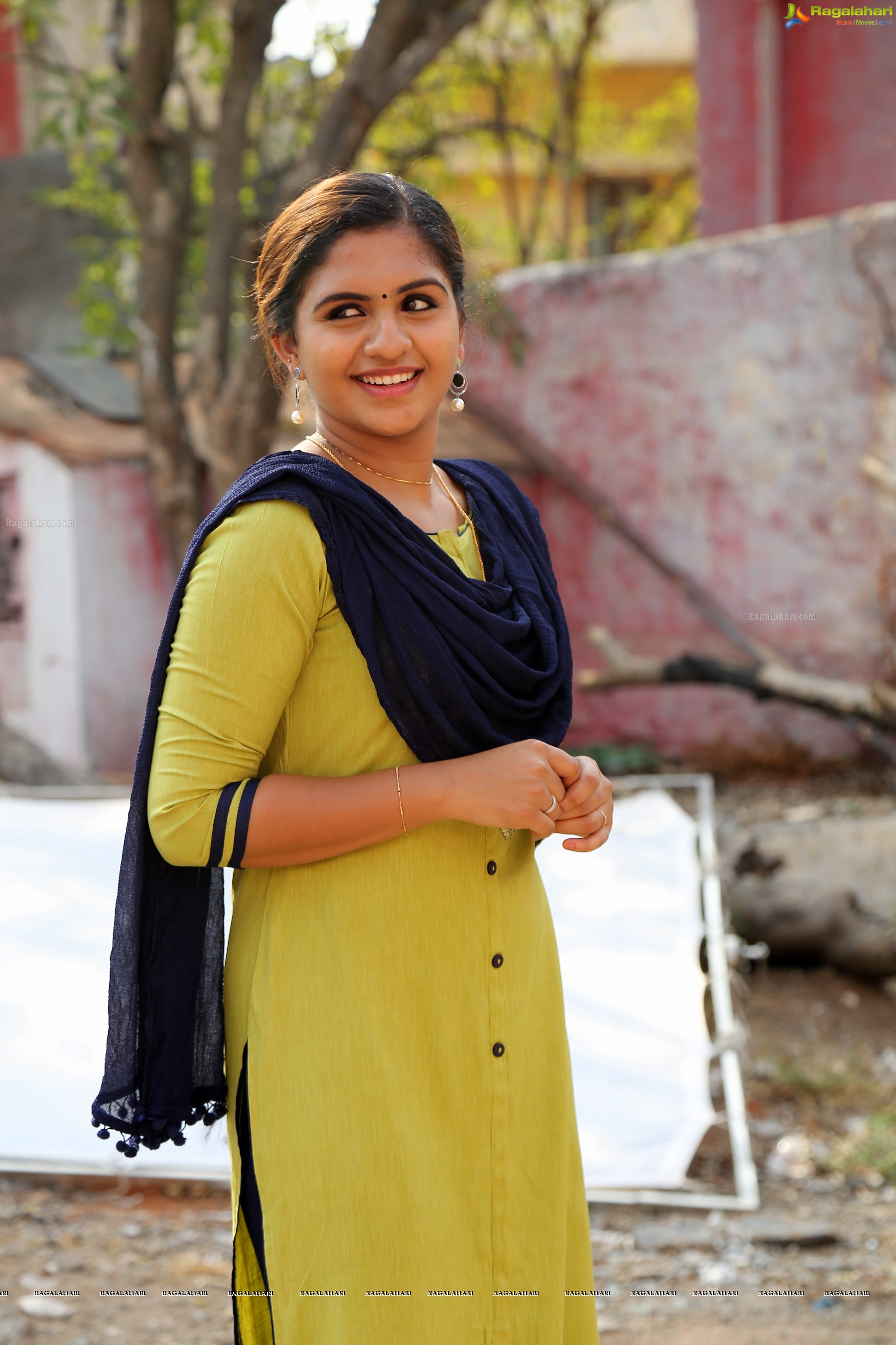 Noorin Shereef Ullala Ullala Movie Stills - HD Gallery