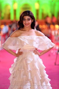 Pranitha Subhash at SIIMA 2019