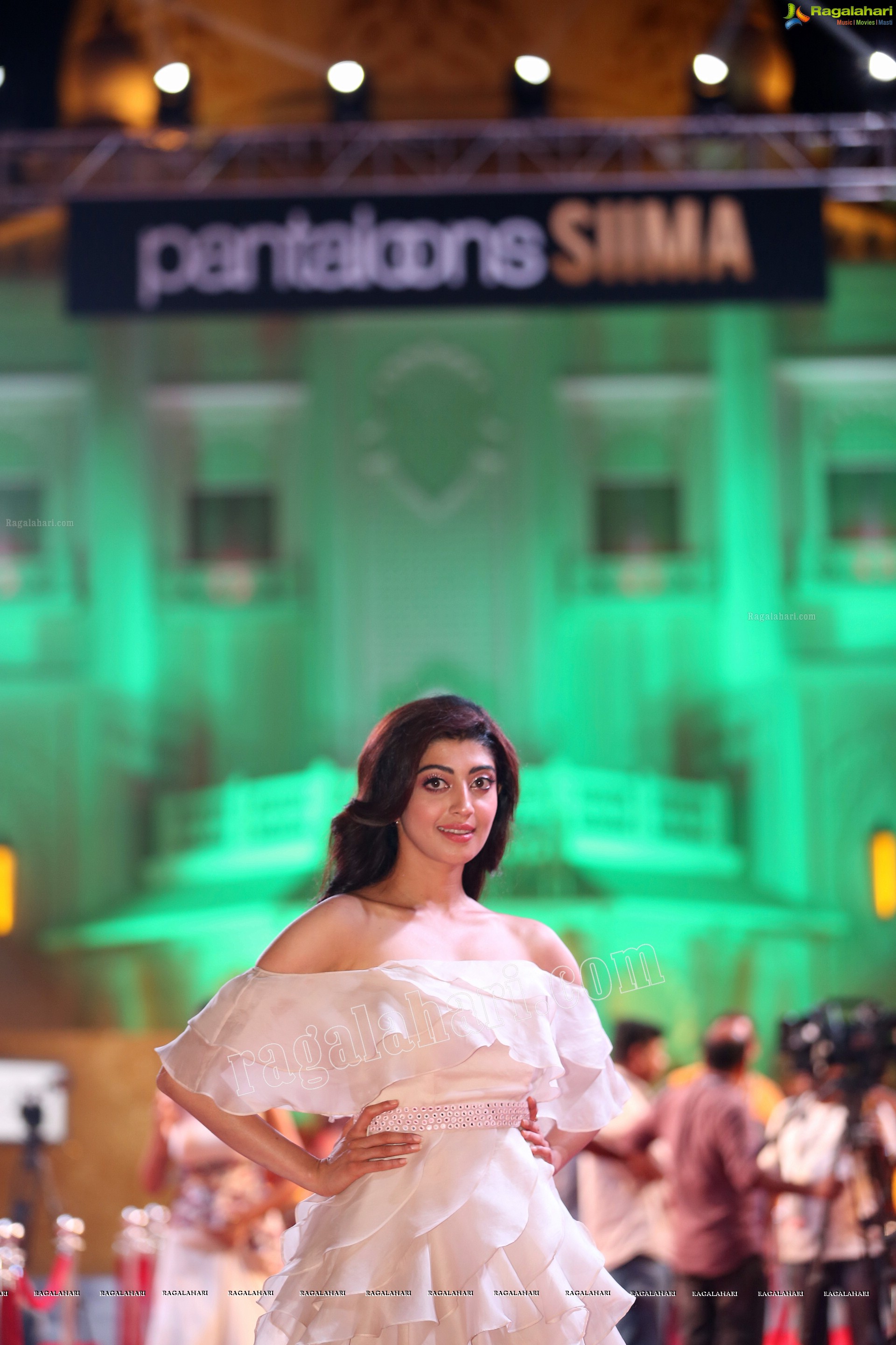 Pranitha Subhash @ SIIMA 2019 (Exclusive) (High Definition Photos)