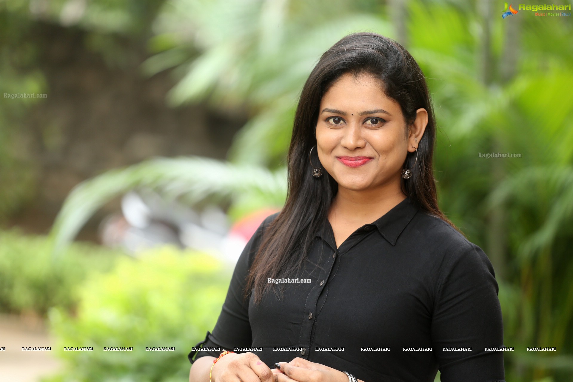 Ramya @ Beach Road Chetan Teaser Launch - HD Gallery