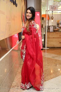 Ritu Biradar at Hi-Life Fashion Exhibition