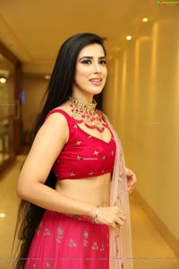 Saloni Misra at Sutraa Lifestyle & Fashion Exhibition