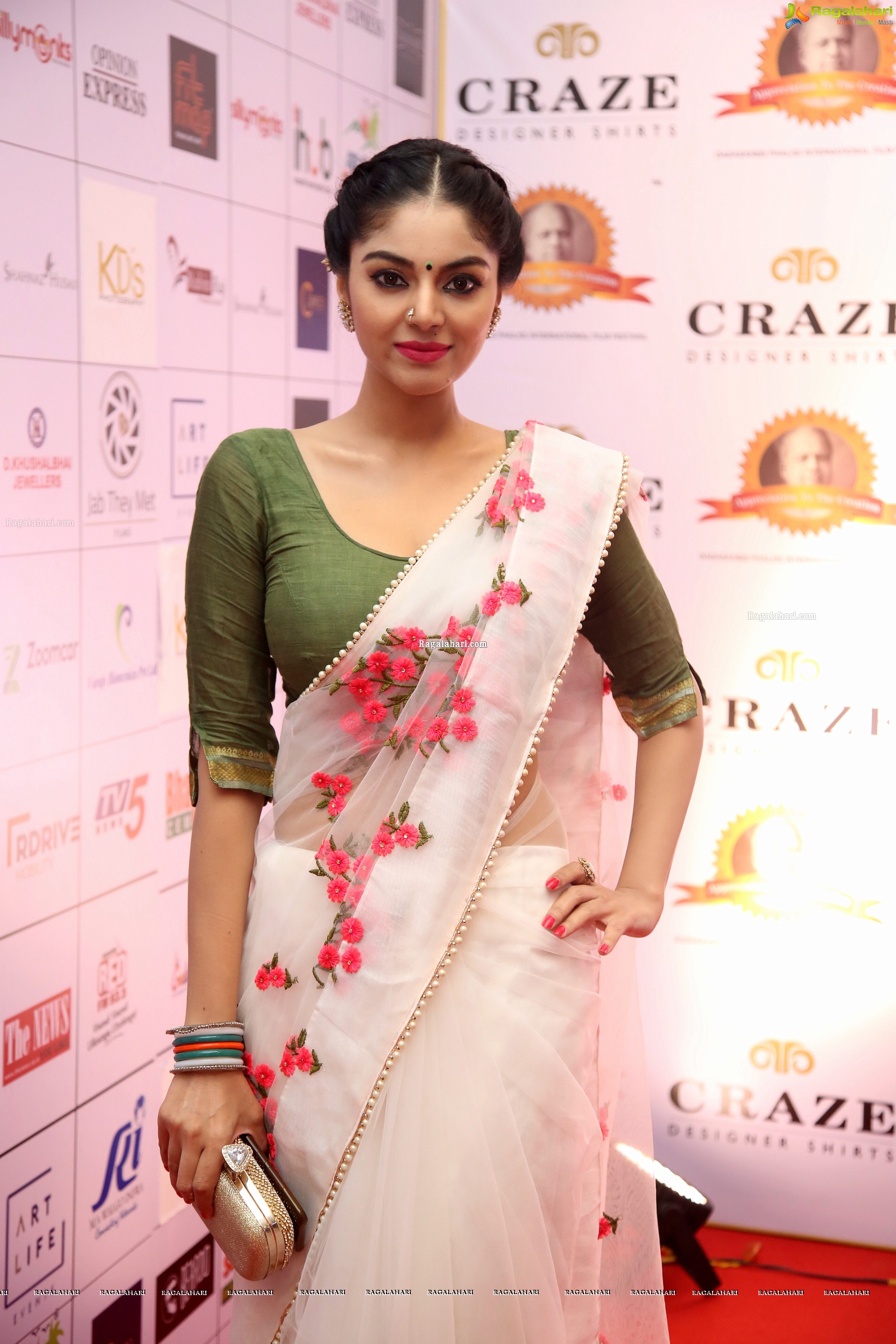 Sanam Shetty @ Dadasaheb Phalke Awards South 2019 - HD Gallery