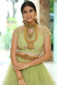 Sandhya Thota at Sri Krishna Jewellers' Trendy Jewellery