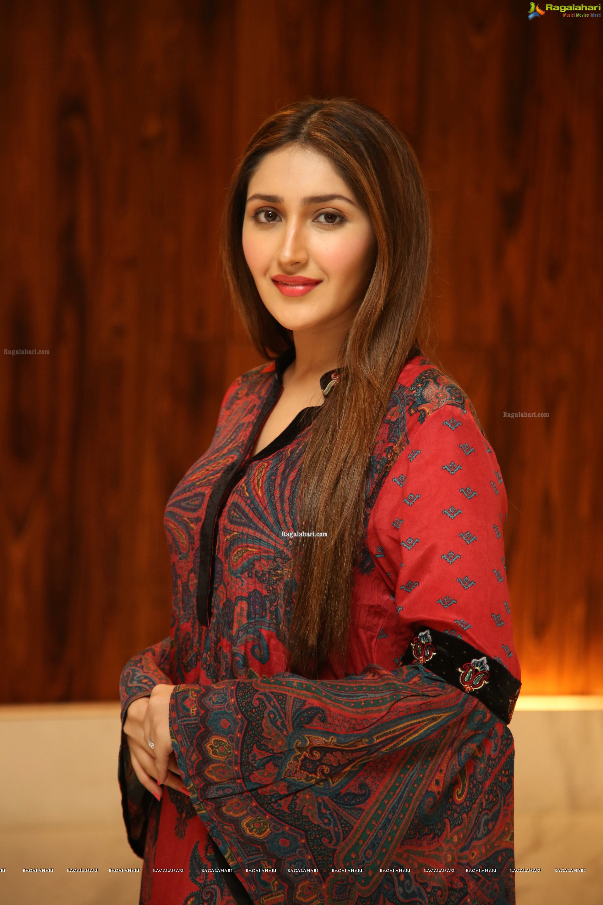 Sayyeshaa Saigal @ Bandobast Movie Pre-Release - HD Gallery