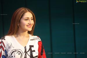 Sayyeshaa Saigal at Bandobast Press Meet