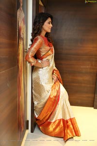 Shriya Saran at VRK Silks Chandanagar Showroom Launch