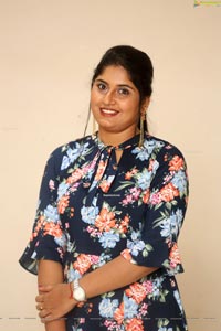 Sonia Chowdary at Ninnu Thalachi Trailer Launch