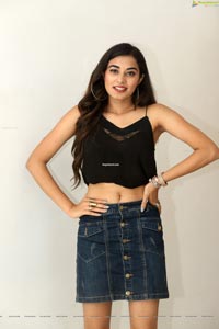 Stefy Patel at Ninnu Thalachi Movie Interview