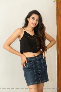 Stefy Patel at Ninnu Thalachi Movie Interview