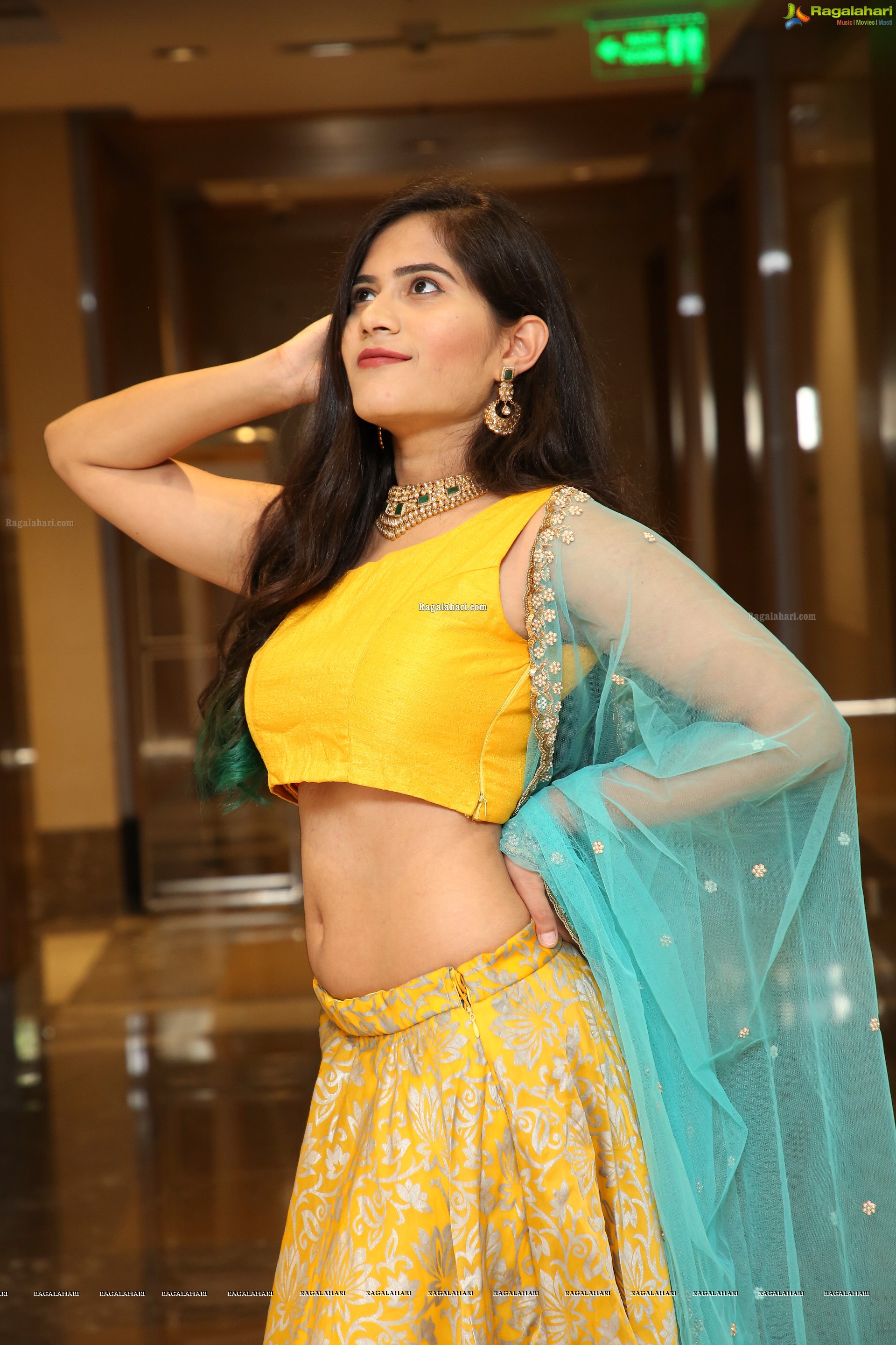 Tara Chowdary @ Arkayam Exhibition Curtain Raiser & Fashion Show - HD Gallery