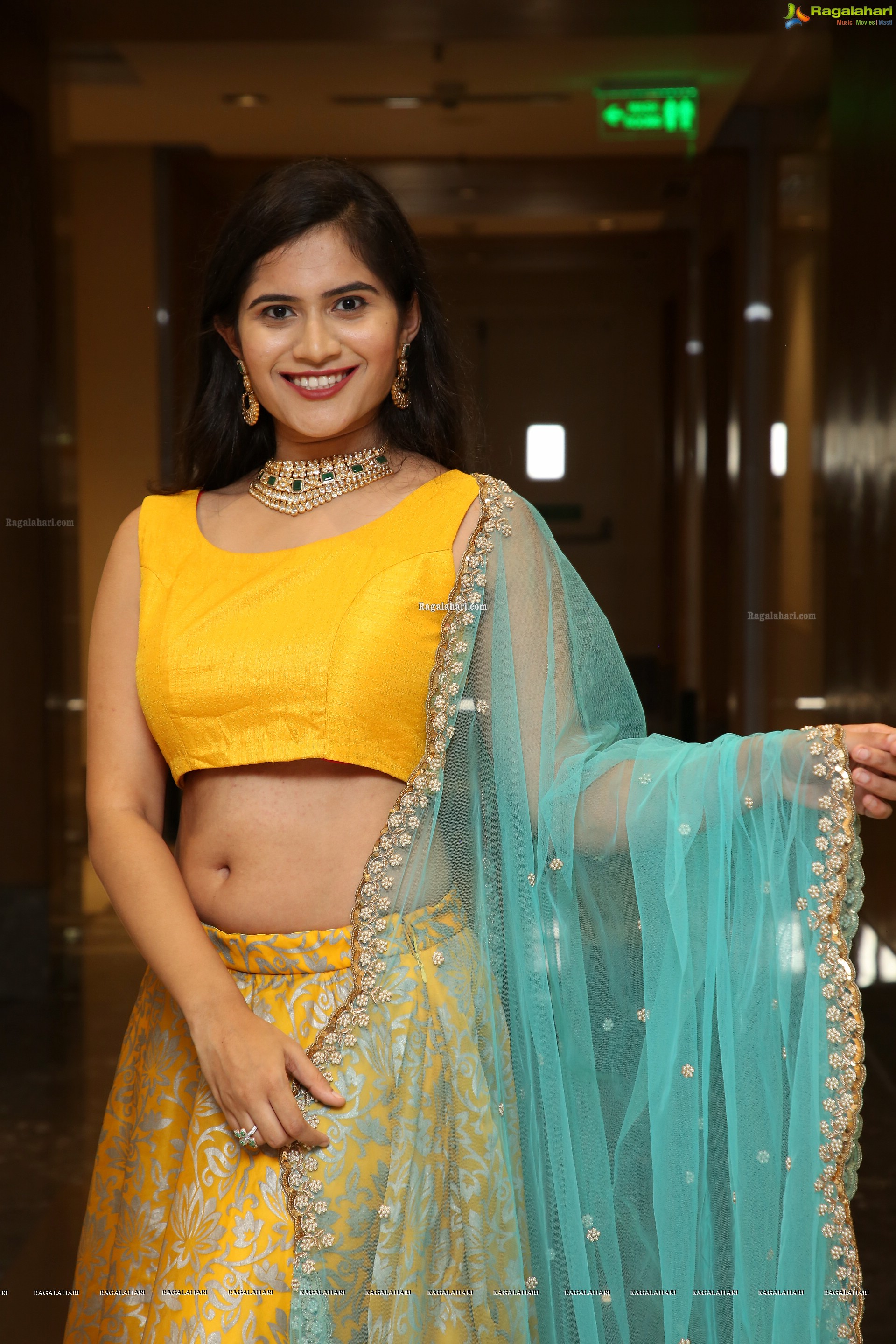 Tara Chowdary @ Arkayam Exhibition Curtain Raiser & Fashion Show - HD Gallery