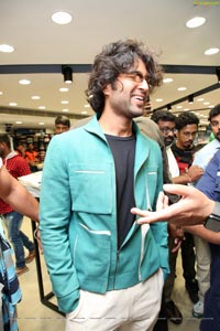 Vijay Deverakonda at KLM Fashion Mall Launch