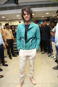 Vijay Deverakonda at KLM Fashion Mall Launch